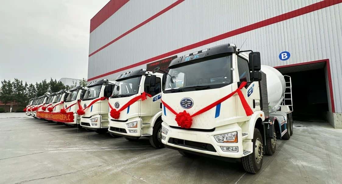實力見證！中集車輛攪拌車再獲大客戶批量復(fù)購