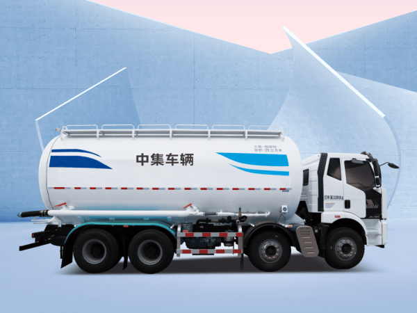 中集車輛粉罐家族實力登場，揭秘粉粒物料運輸車的"高效可靠"之道！